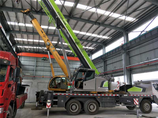 会理县高空车出租需要注意哪些安全事项？